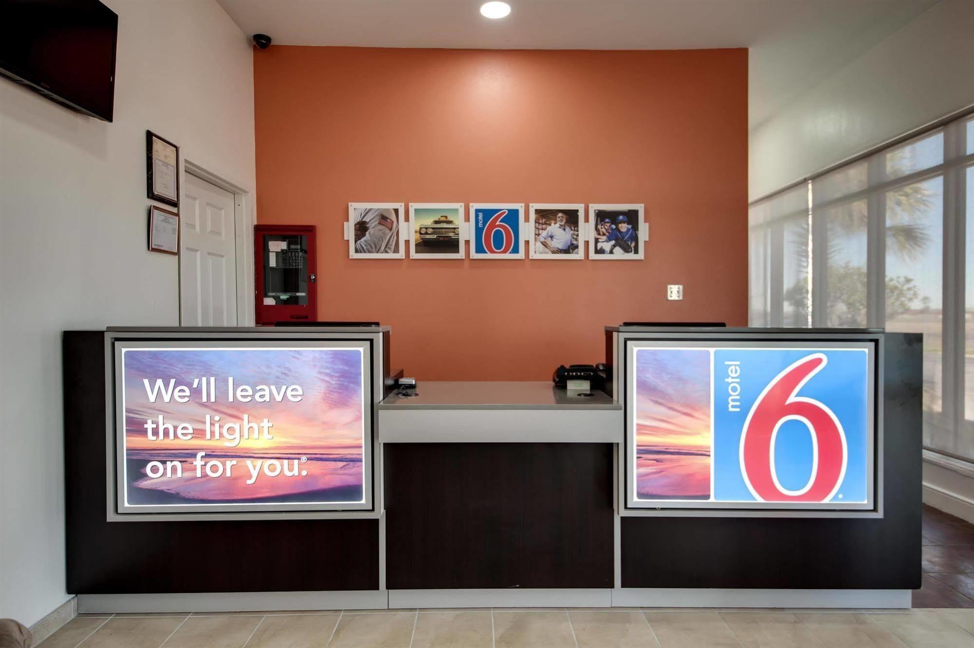 Motel 6-Jennings, La Luaran gambar