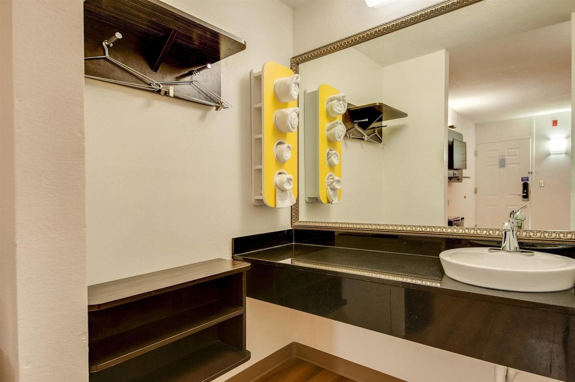 Motel 6-Jennings, La Luaran gambar