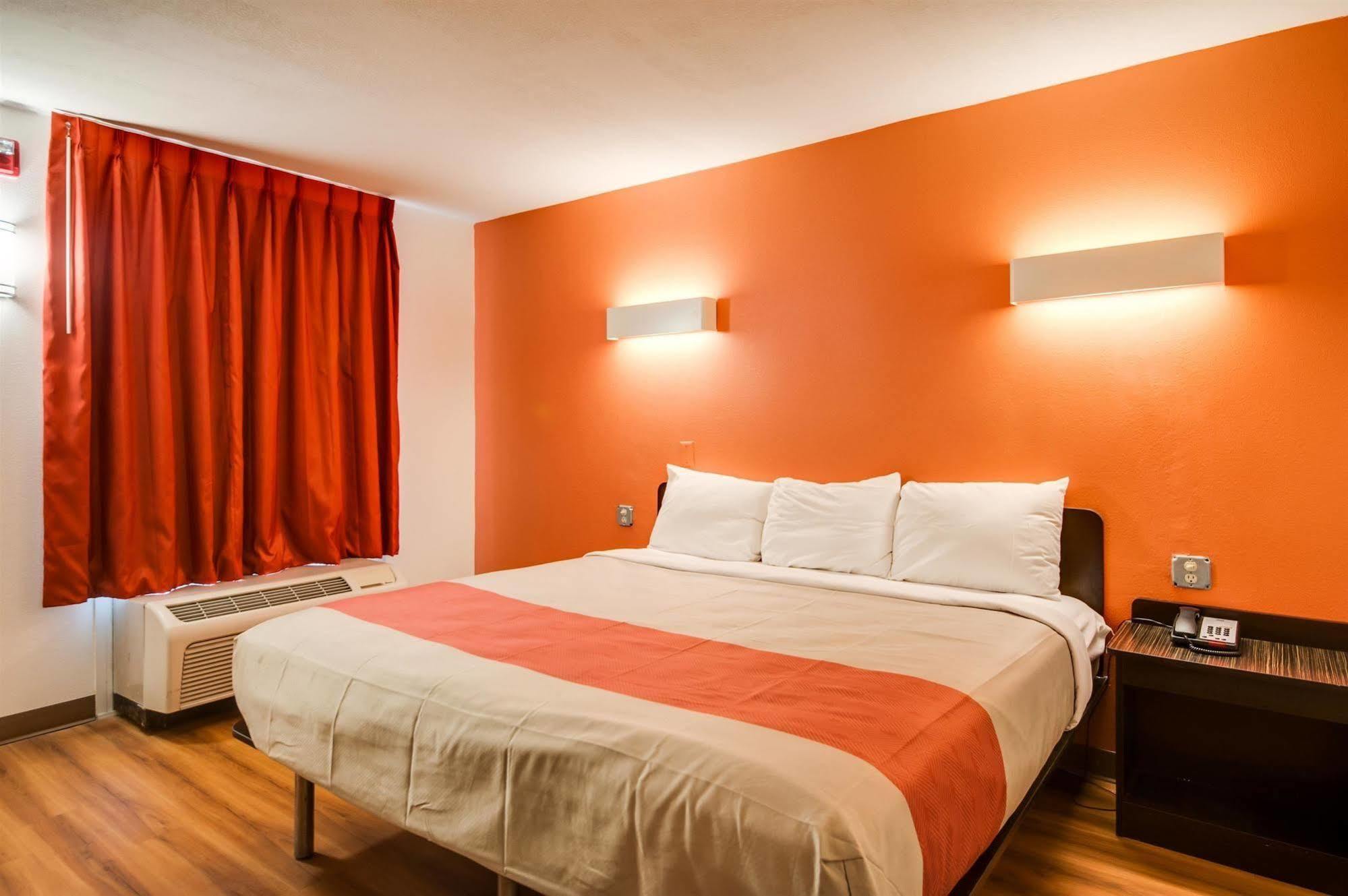 Motel 6-Jennings, La Luaran gambar