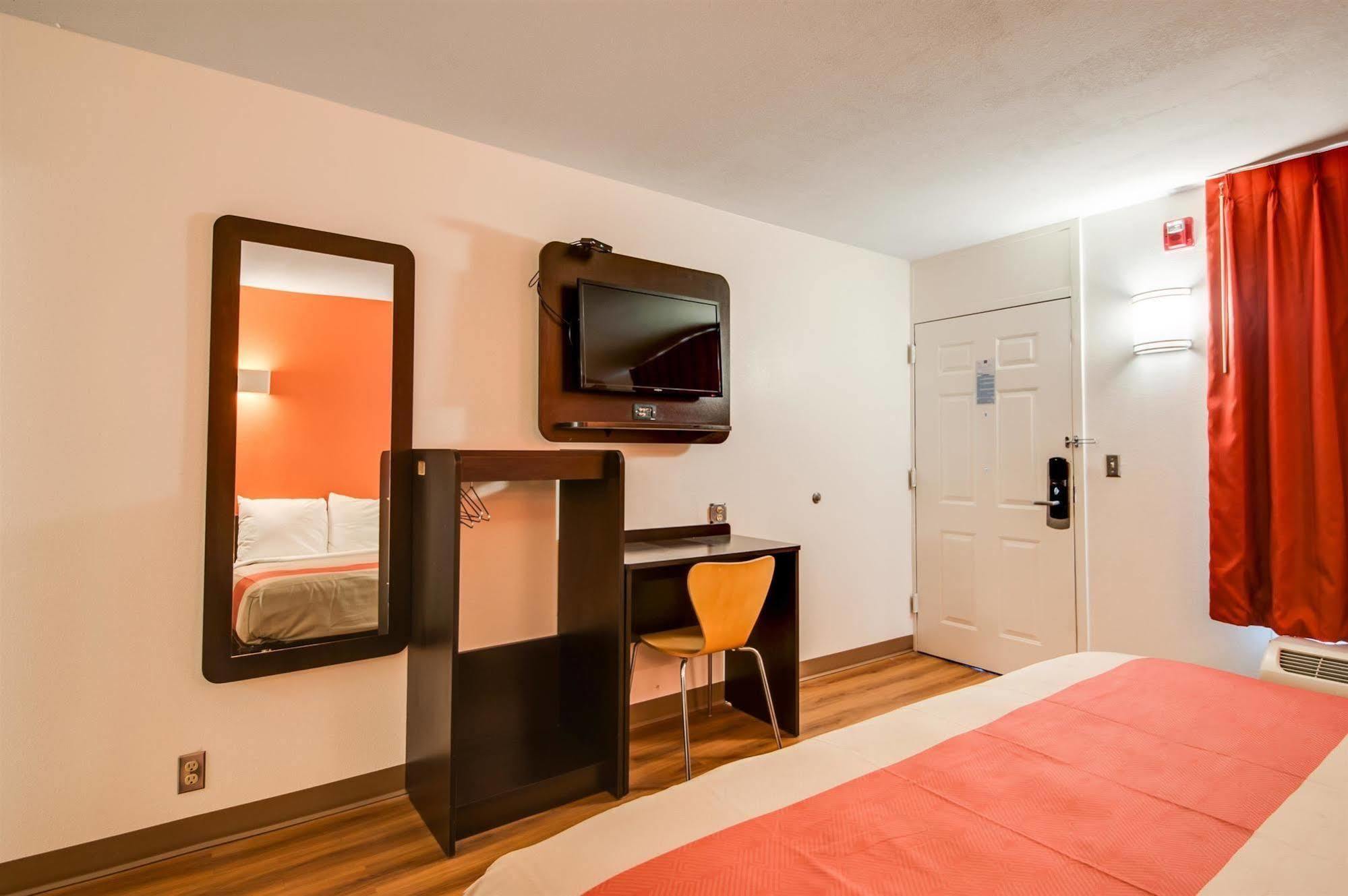 Motel 6-Jennings, La Luaran gambar