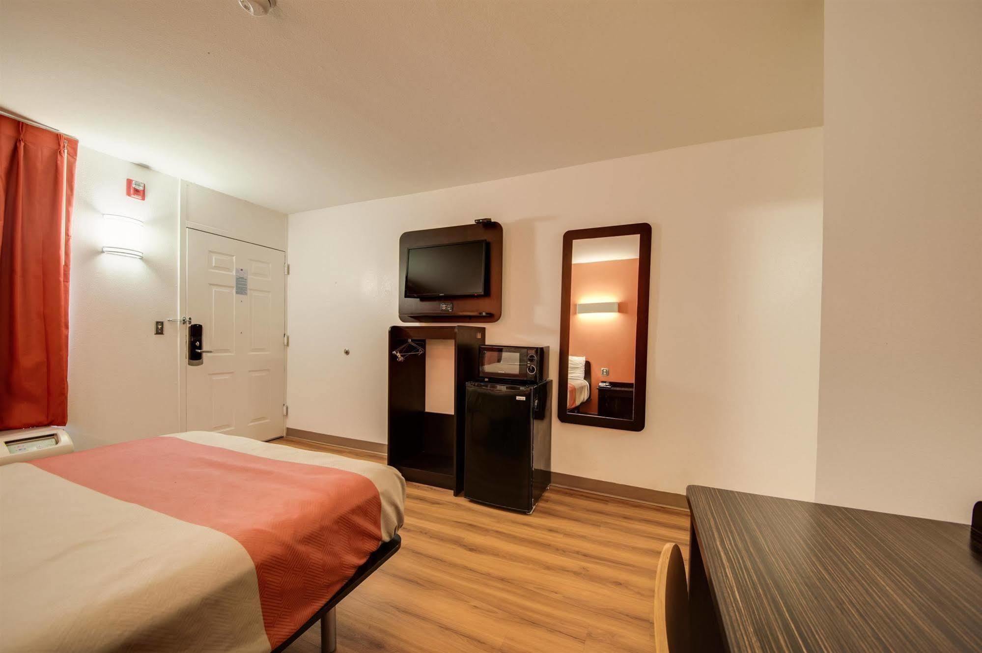 Motel 6-Jennings, La Luaran gambar