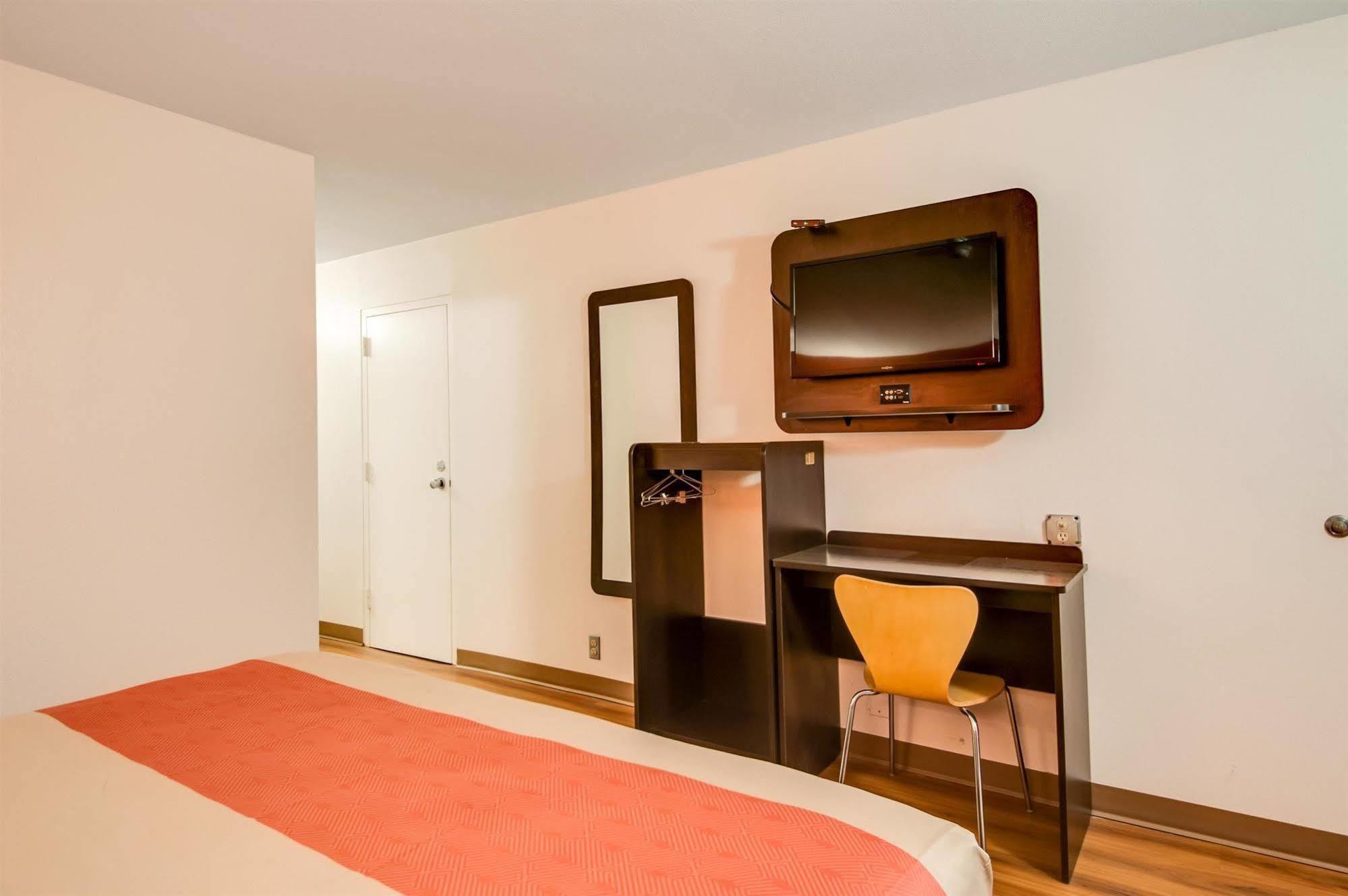 Motel 6-Jennings, La Luaran gambar